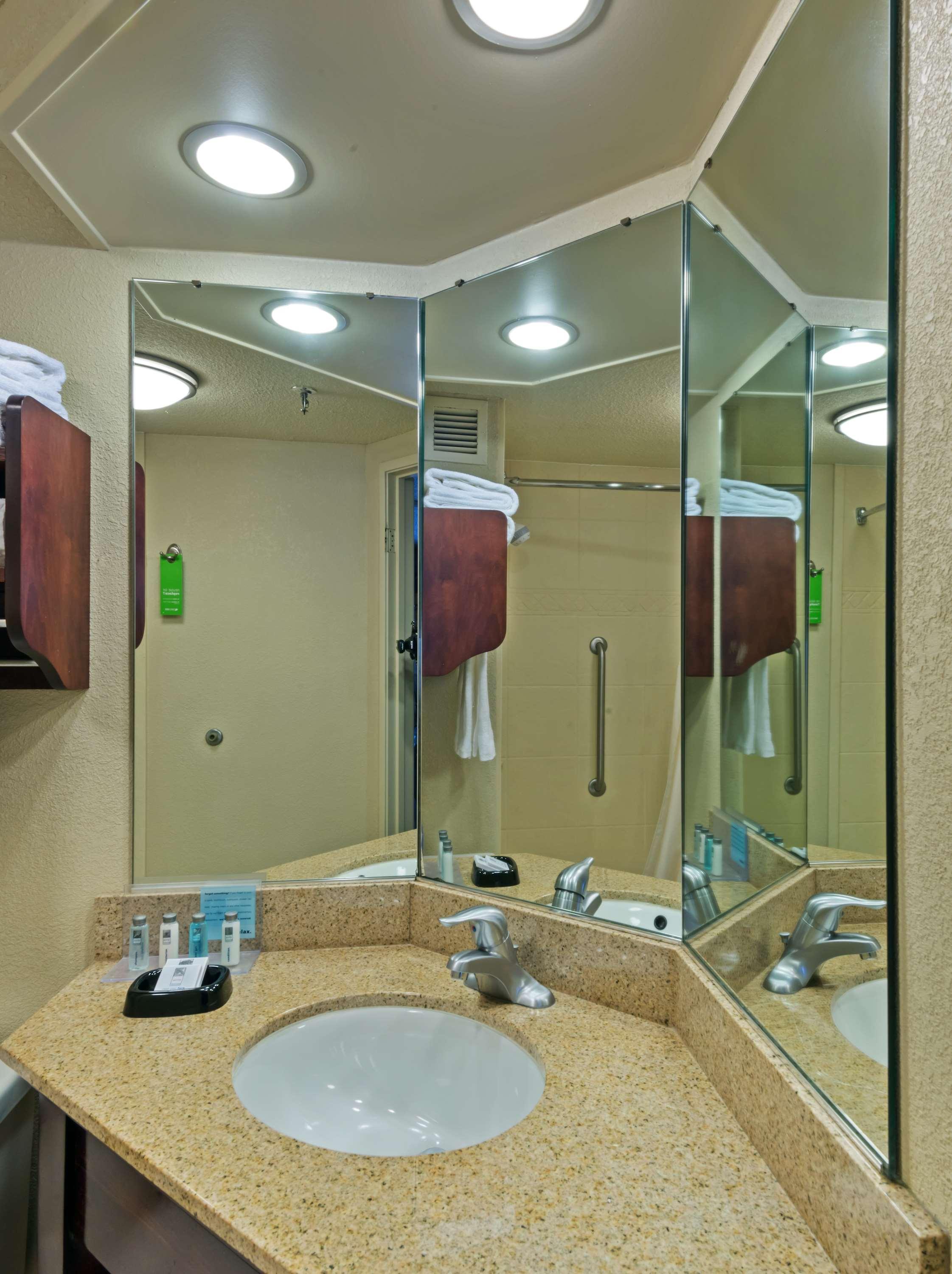 Hampton Inn I-10 & College Drive Батон-Руж Екстер'єр фото