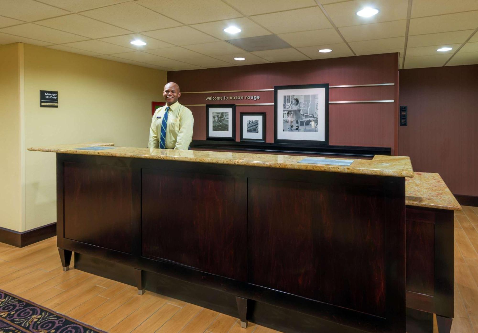 Hampton Inn I-10 & College Drive Батон-Руж Екстер'єр фото
